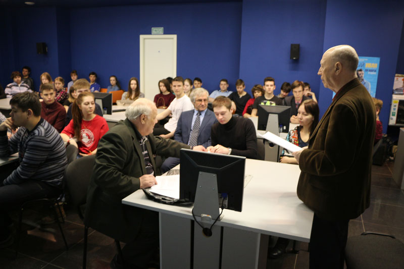 Фото к В ИЦАЭ Томска состоялся публичный семинар на тему: «Электронно-ионно-плазменные технологии — технологии 21 века»