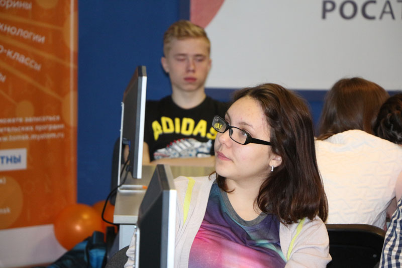 Фото к В ИЦАЭ Томска состоялся публичный семинар на тему: «Электронно-ионно-плазменные технологии — технологии 21 века»