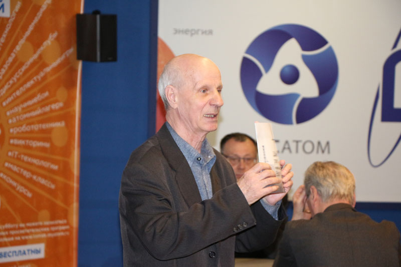 Фото к В ИЦАЭ Томска состоялась встреча «Клуба ветеранов» с ликвидаторами аварии на Чернобыльской АЭС
