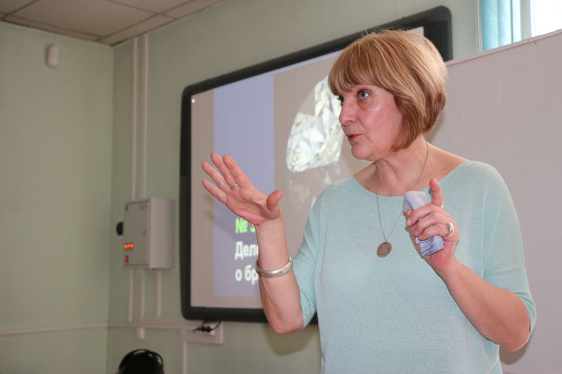 Фото к «Как научить школьников думать?»: в Томске прошла встреча Любови Стрельниковой с учителями 