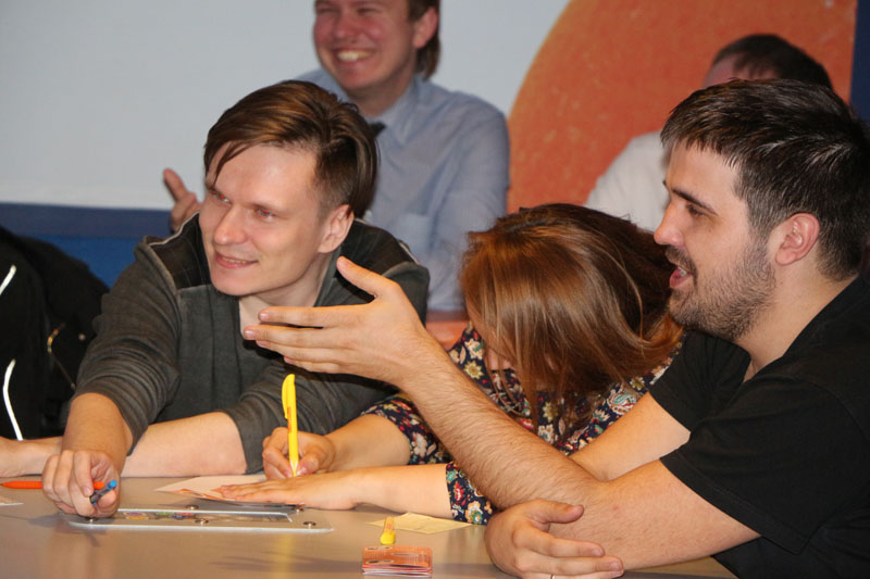 Фото к «Мстители: Эра Альтрона»: в ИЦАЭ Томска прошла интеллектуальная игра «Marvel Quiz» 