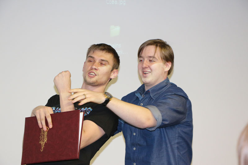 Фото к «Мстители: Эра Альтрона»: в ИЦАЭ Томска прошла интеллектуальная игра «Marvel Quiz» 