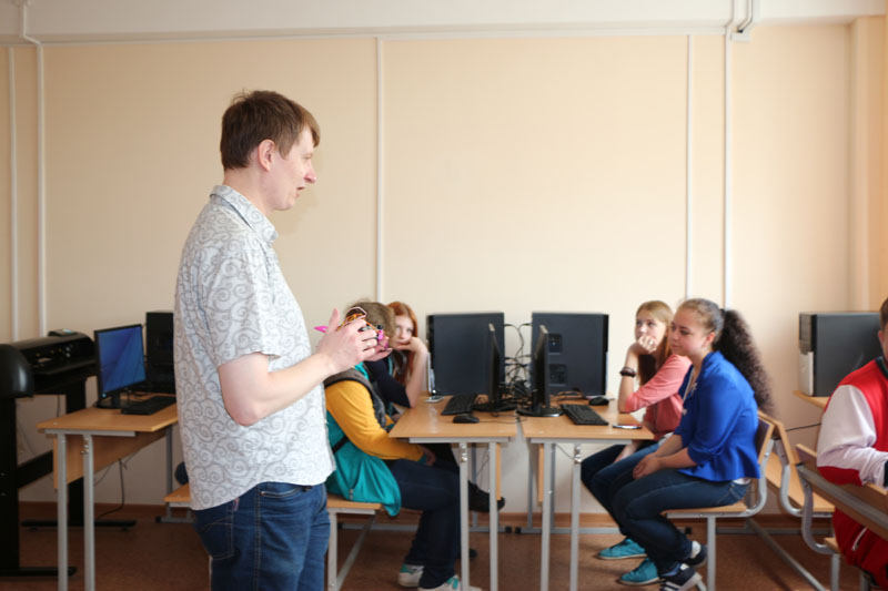 Фото к В Томске открылся центр молодежного инновационного творчества 