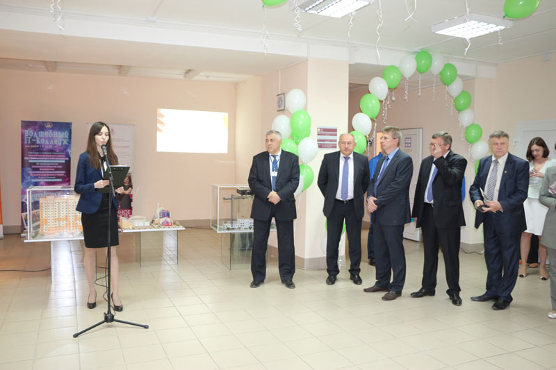 Фото к В Томске открылся центр молодежного инновационного творчества 