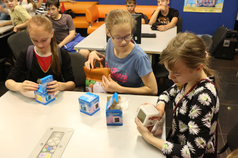 Фото к «Новаторы»: в Томске состоялся показ приключенческо-образовательного сериала