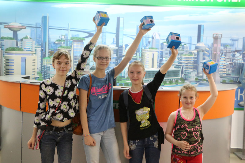 Фото к «Новаторы»: в Томске состоялся показ приключенческо-образовательного сериала