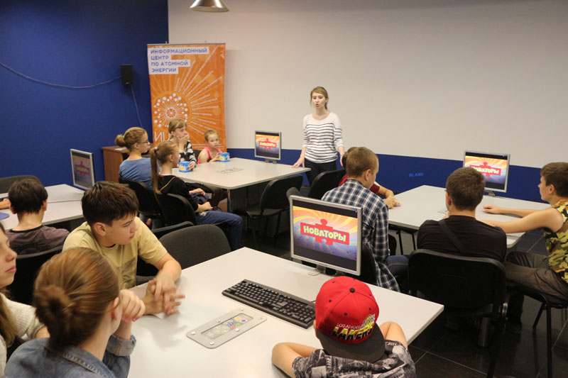 Фото к «Новаторы»: в Томске состоялся показ приключенческо-образовательного сериала