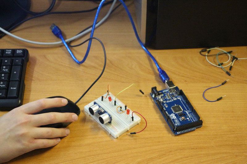 Фото к Юные «робототехники»: ИЦАЭ Томска провел смену в IT-лагере