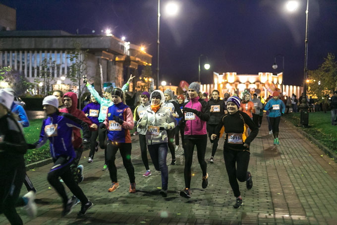 Фото к Ночной забег: ИЦАЭ зарядил город энергией атома