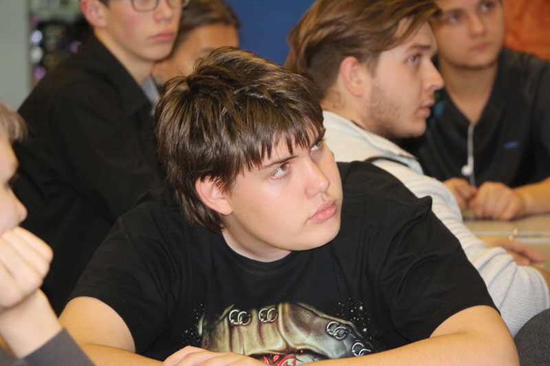 Фото к Все о РАО: Никита Медянцев — школьникам