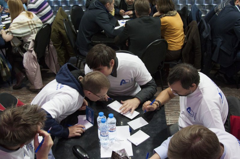 Фото к Прошел региональный этап чемпионата «Что? Где? Когда?» среди предприятий атомной отрасли