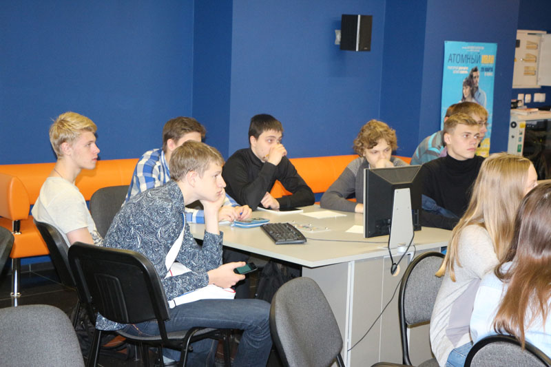 Фото к В томском информационном центре по атомной энергии состоялась открытая лекция, посвященная теме: «Новые технологии переработки попутного нефтяного газа»
