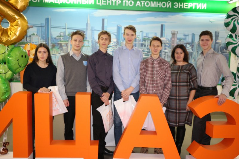 Фото к В Томске завершился отборочный тур II Всероссийского школьного чемпионата по интеллектуальным играм «Матрица» 2016